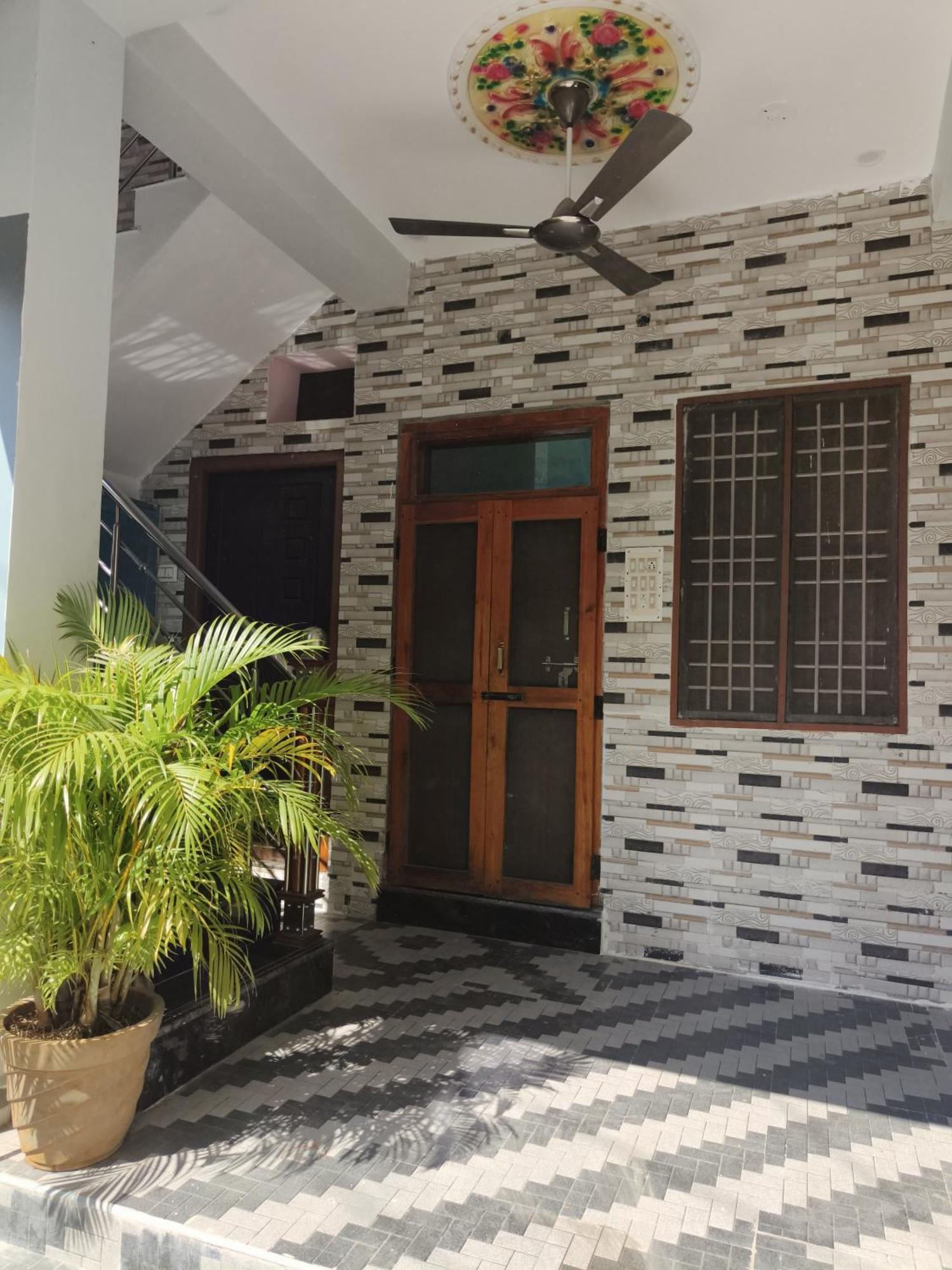 Liya Guest House Tiruvannamalai Luaran gambar