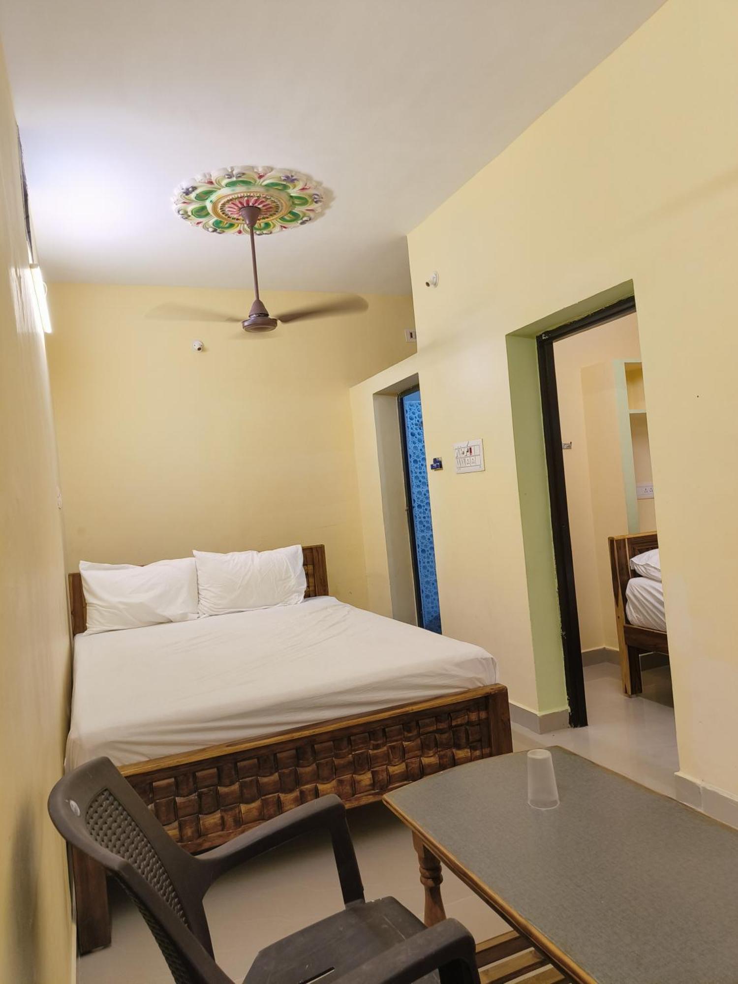 Liya Guest House Tiruvannamalai Luaran gambar