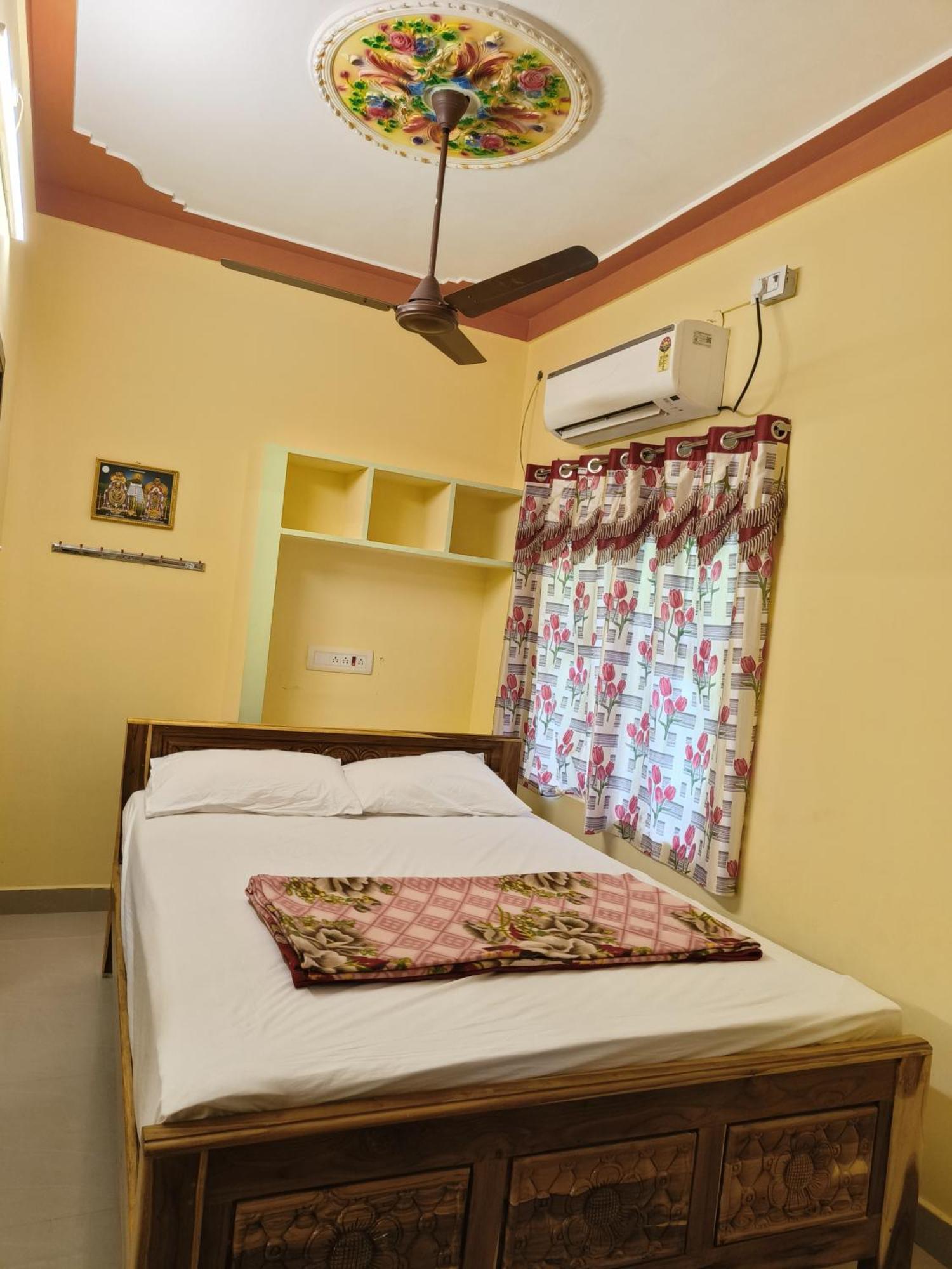 Liya Guest House Tiruvannamalai Luaran gambar